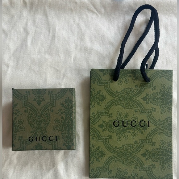 Gucci GG Marmont key pendant necklace - Picture 2 of 8